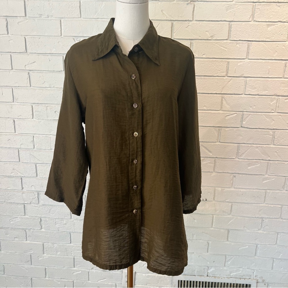 Cut Loose Tencel Blend Buttondown Shirt Women’s Small